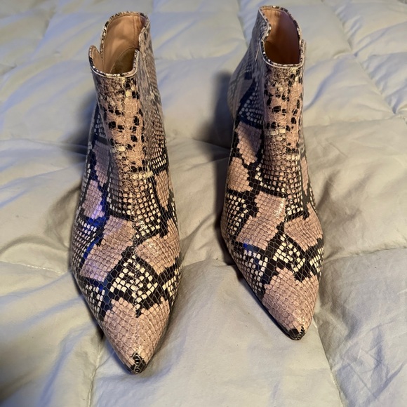 Kate Spade Leather Tan Python Booties size 9 - Picture 2 of 7